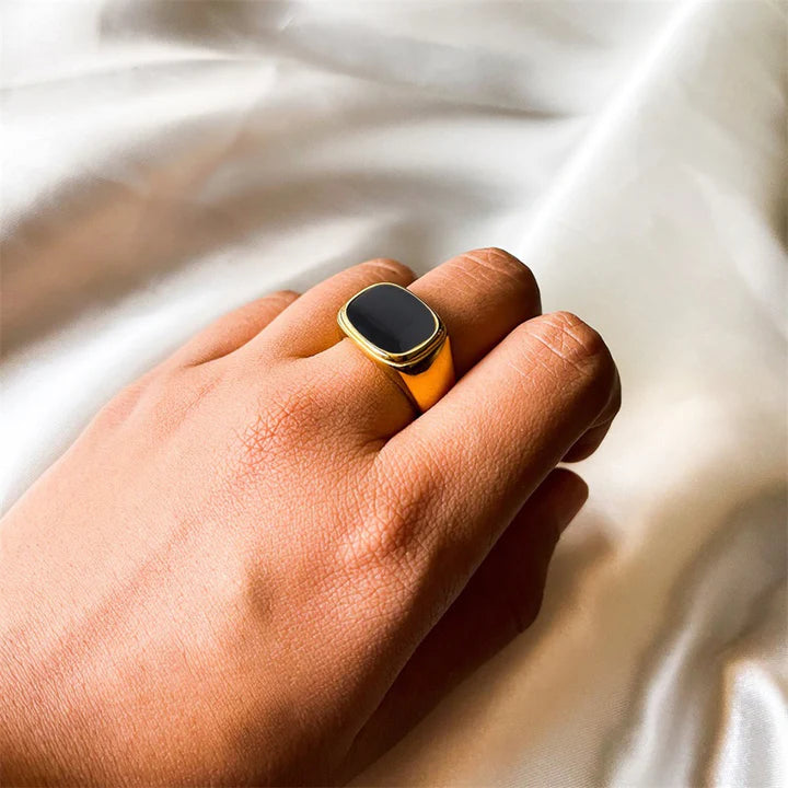 Serica Nivalis Ring | Gold 18k