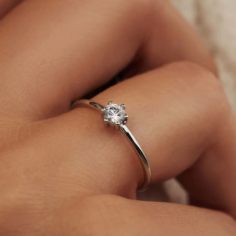 Abella Maris Ring | White Gold 14k