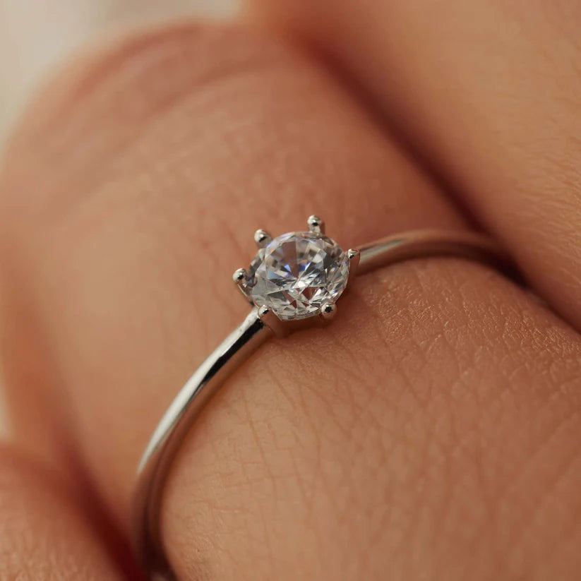 Abella Maris Ring | White Gold 14k