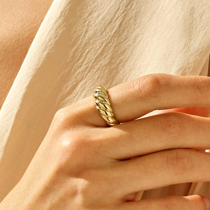 Croissant Ring | Gold 14k